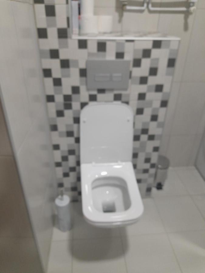 Holiday Apartaments 2 Ni Extérieur photo